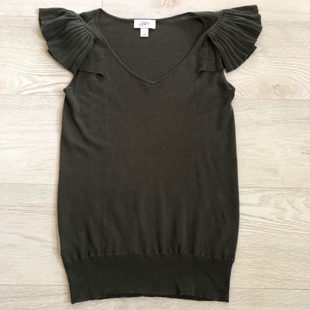 Loft Olive Flutter Sleeve V-Neck Knit Sweater Top